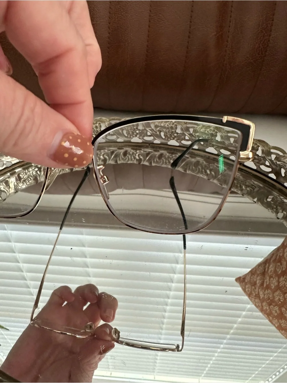 Gold Cat-Eye Women's Eyeglasses - Stylish Metal Frame